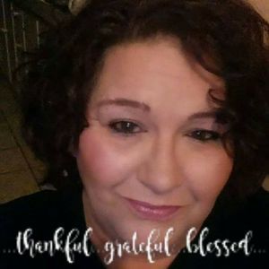 Meet your Posher, Suzanne